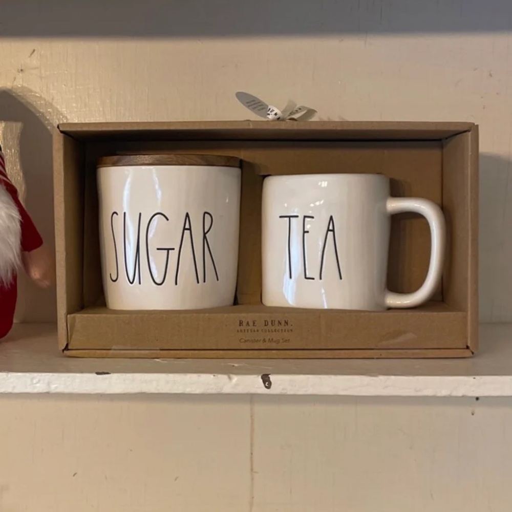Rae Dunn Sugar and Tea set